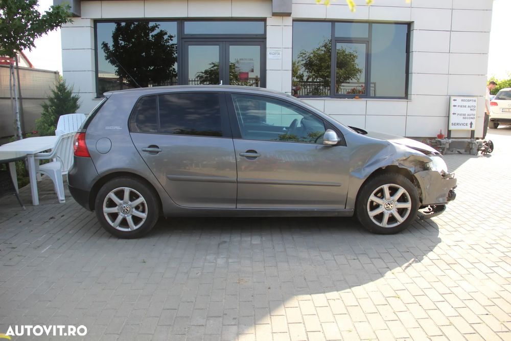 Volkswagen Golf 1.9 TDI DPF Goal - 4