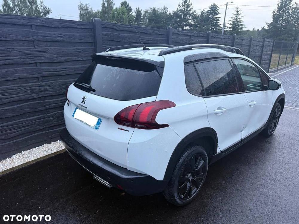 Peugeot 2008 PureTech 110 Stop&Start EAT6 GT-Line Edition - 40