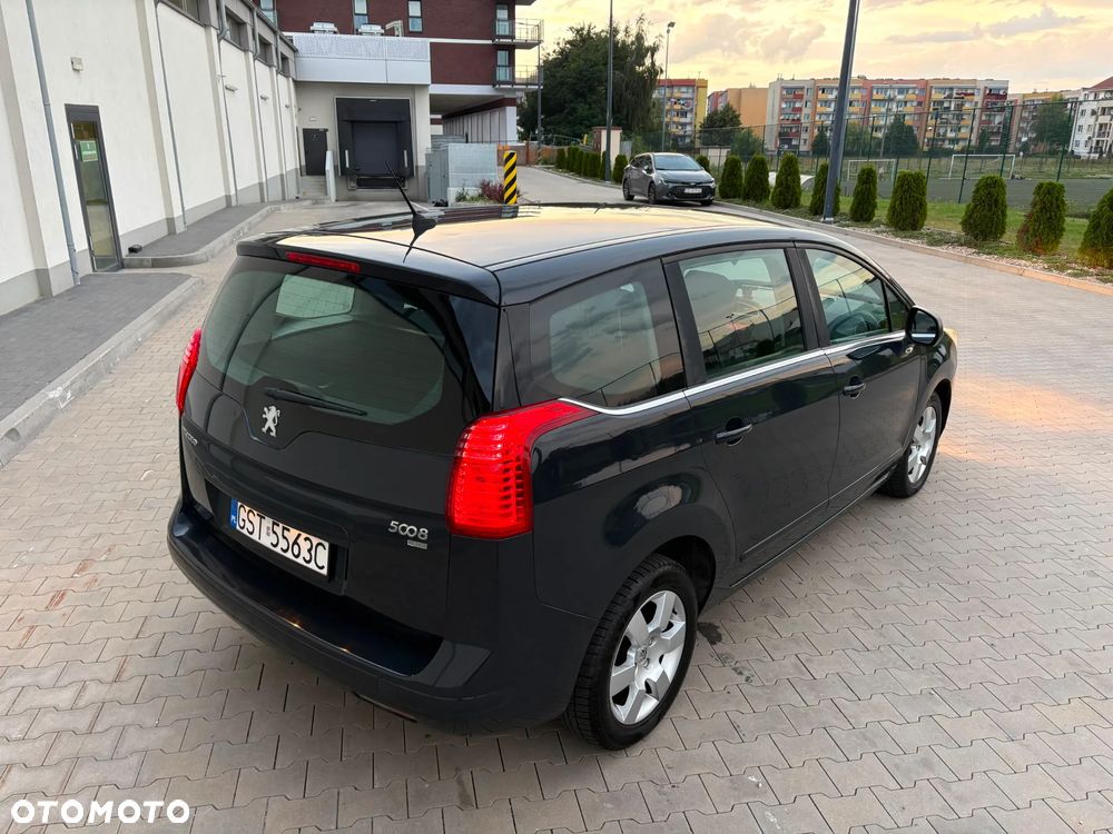Peugeot 5008 e-HDI FAP 110 EGS6 Stop&Start Active - 11