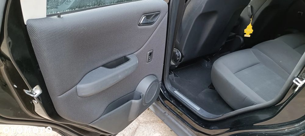 Mercedes-Benz Klasa A 160 Autotronic - 21