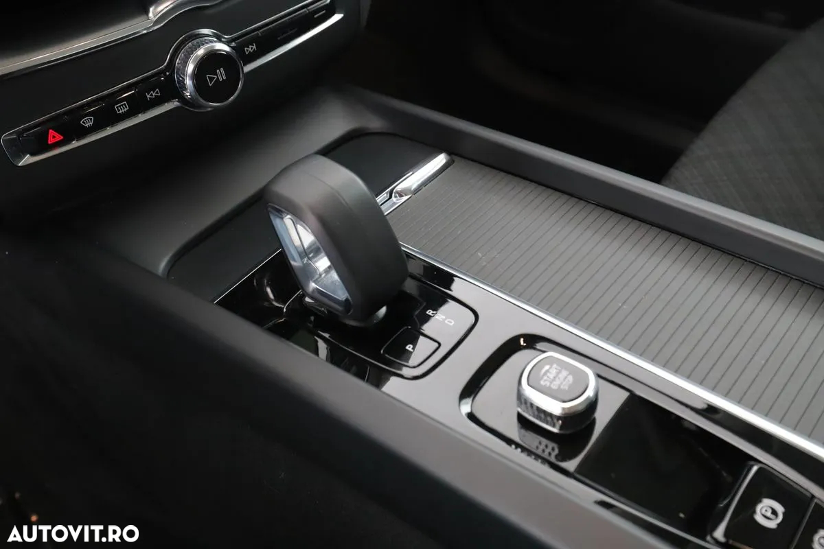 Volvo XC 60 B4 B Core - 14