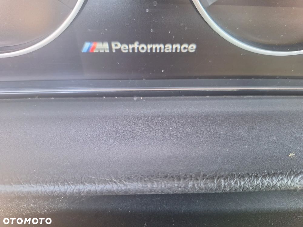 BMW Seria 3 330i xDrive M Sport Shadow - 19