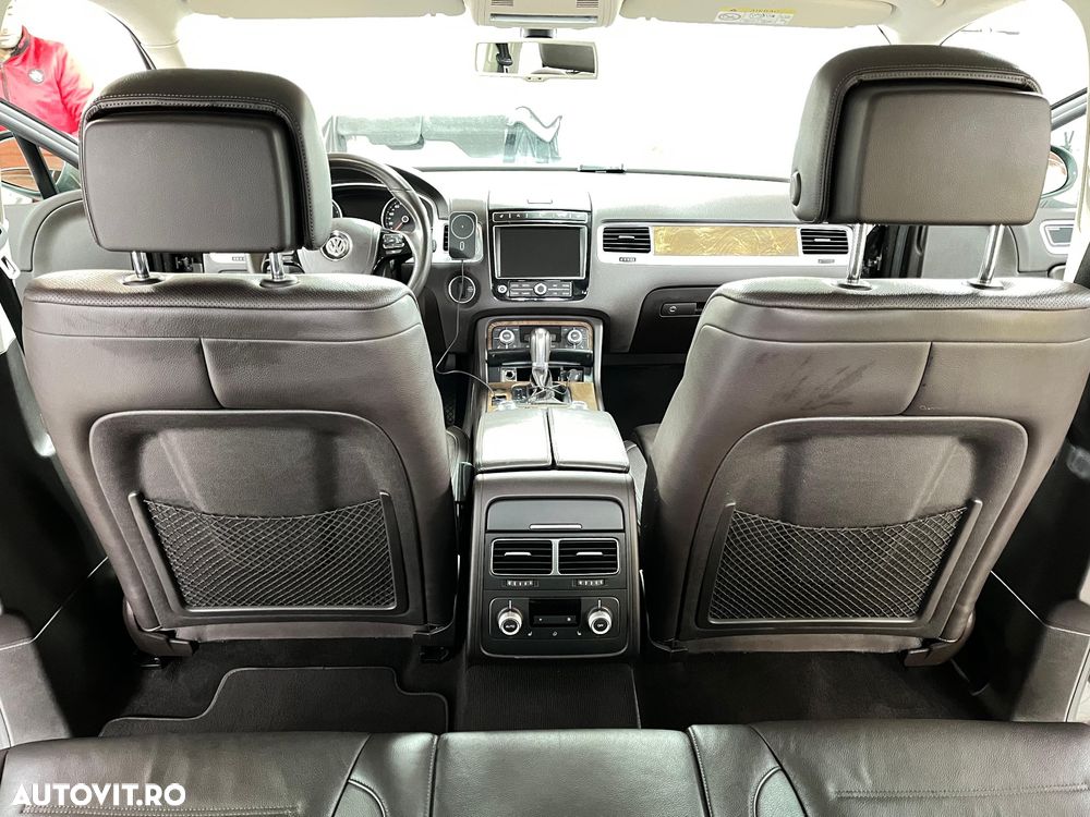 Volkswagen Touareg 3.0 V6 TDI BMT - 13