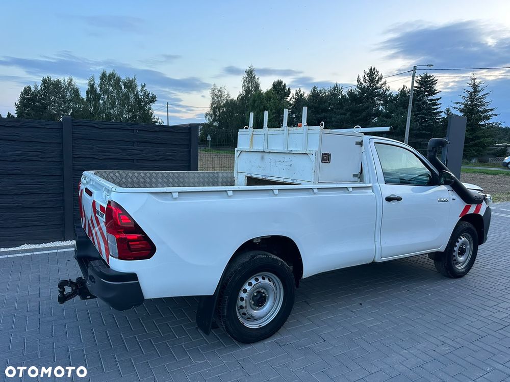 Toyota Hilux 2.4 D-4D Single Cab DL 4x2 - 38