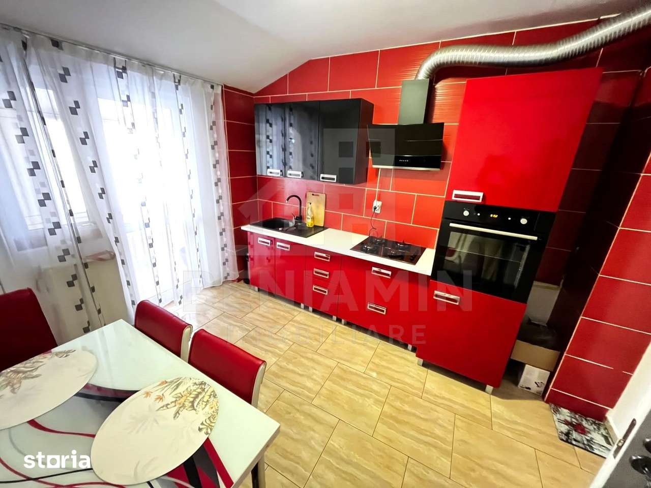 2 Camere- Decomandat-65mp-CT-Mobilat-Utilat-Loc De Parcare-Craiovita — fotografia 3