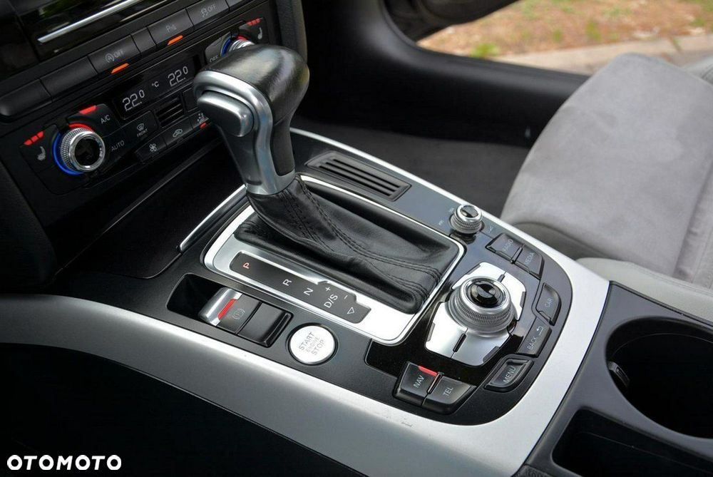 Audi A4 Allroad 2.0 TDI Quattro S tronic - 31
