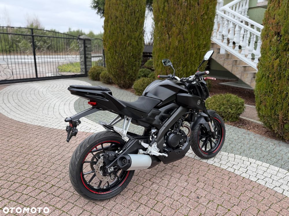 Yamaha MT - 9