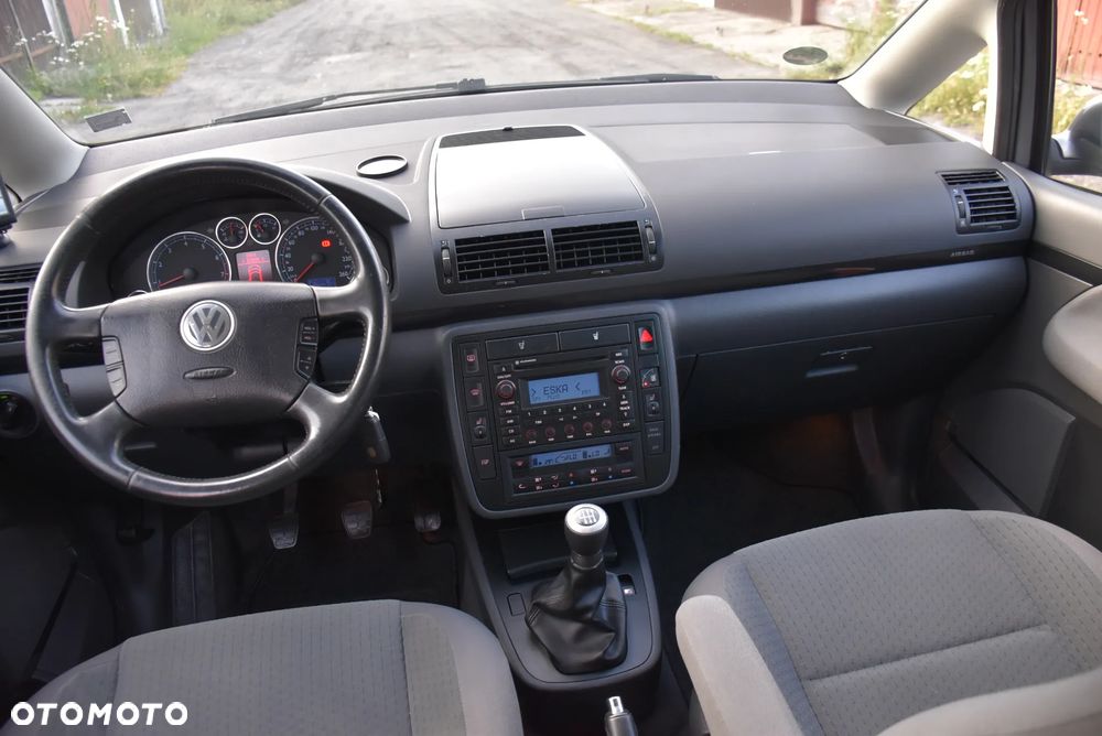 Volkswagen Sharan 1.8 5V Turbo Highline - 22
