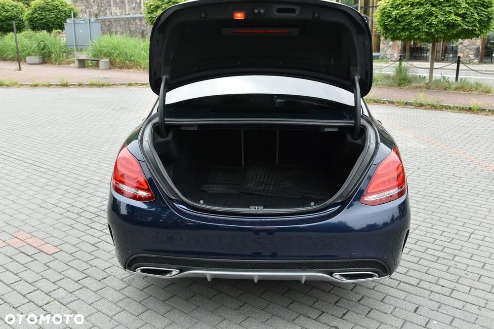 Mercedes-Benz Klasa C - 31