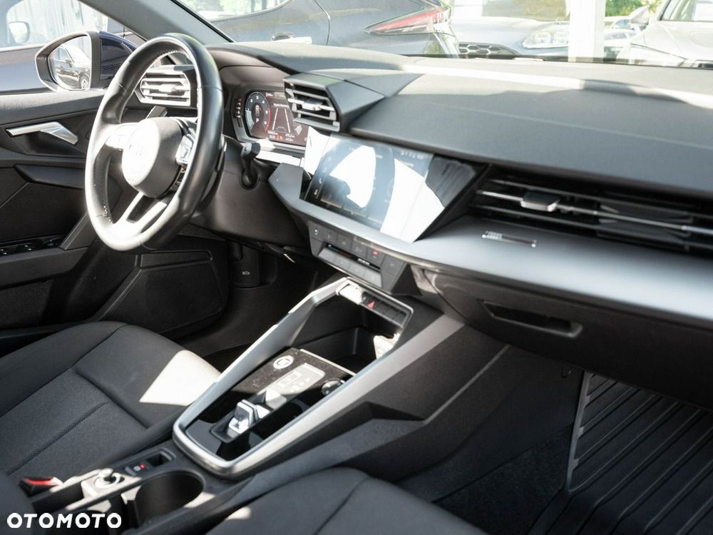 Audi A3 Sportback 30 TDI S tronic - 27