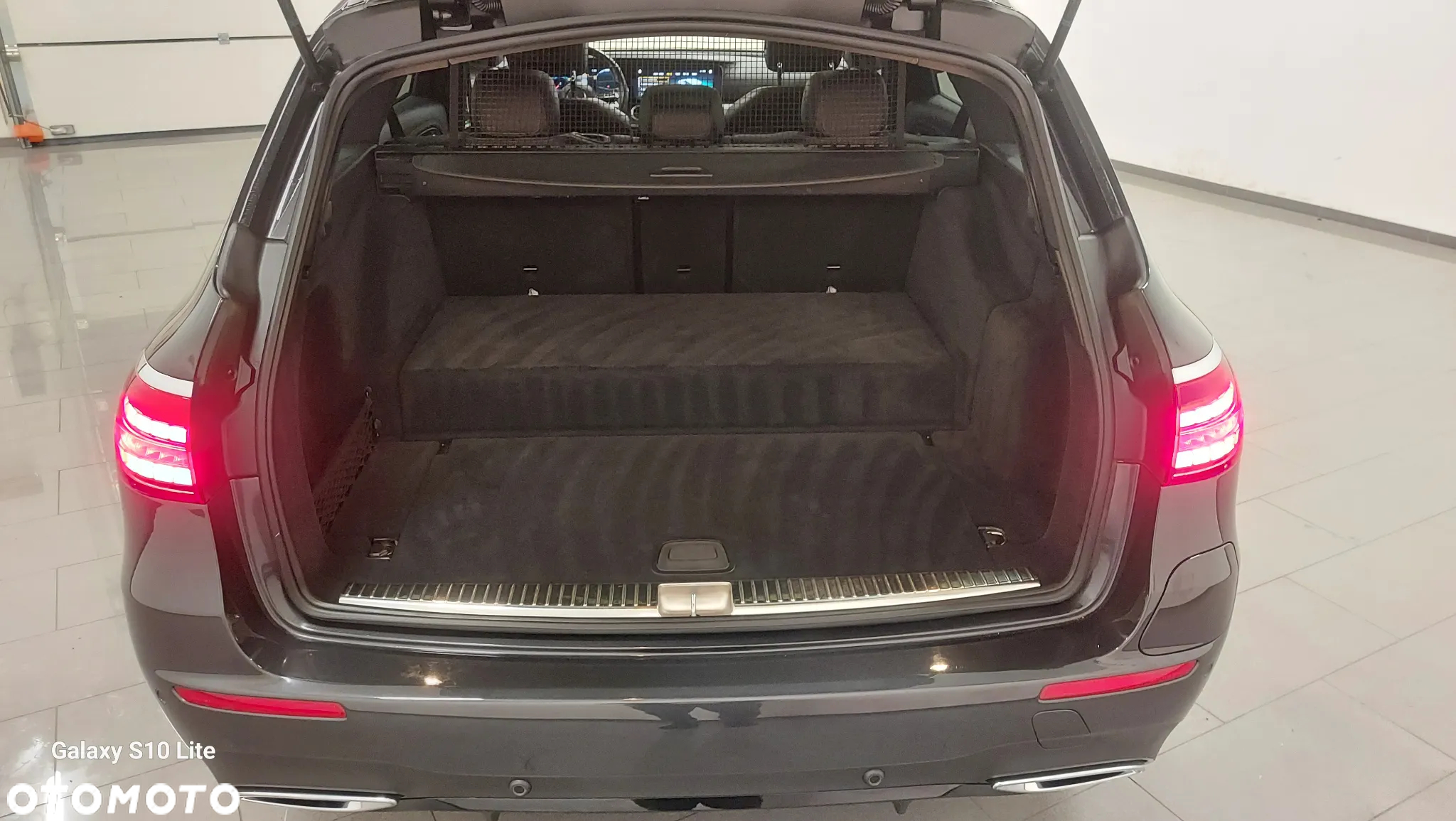 Mercedes-Benz Klasa E 300 de 9G-TRONIC - 9