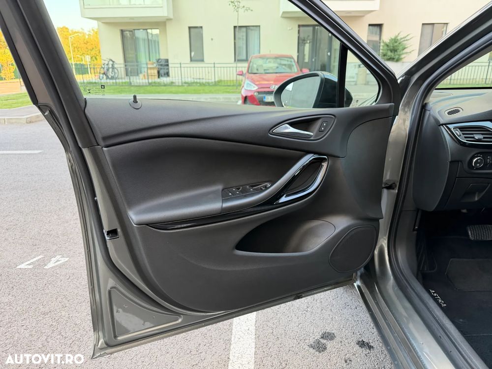 Opel Astra 1.5 D Start/Stop Automatik Business Edition - 11