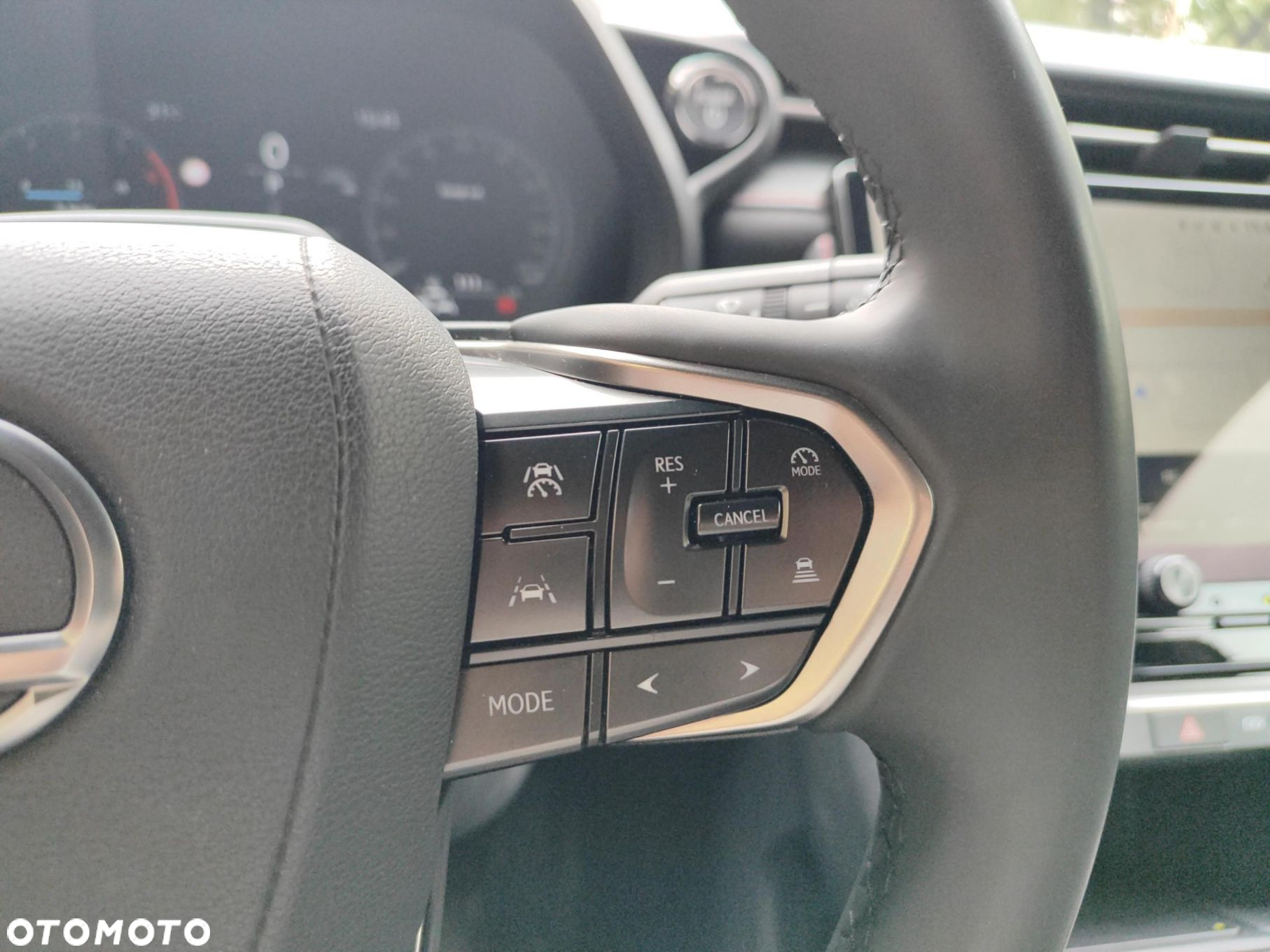 Lexus LBX 1.5 Hybrid Emotion - 13
