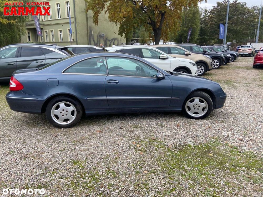 Mercedes-Benz CLK - 8