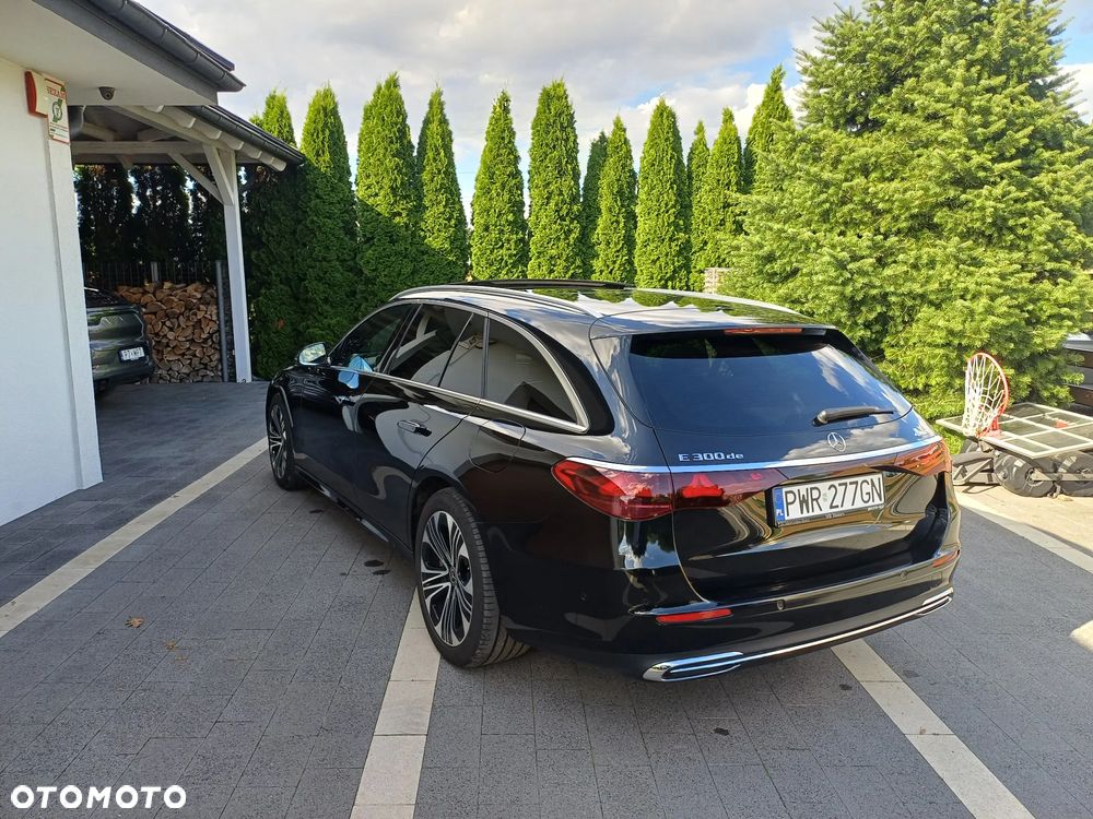 Mercedes-Benz Klasa E 300 de PHEV 4-Matic Avantgarde 9G-Tronic - 10