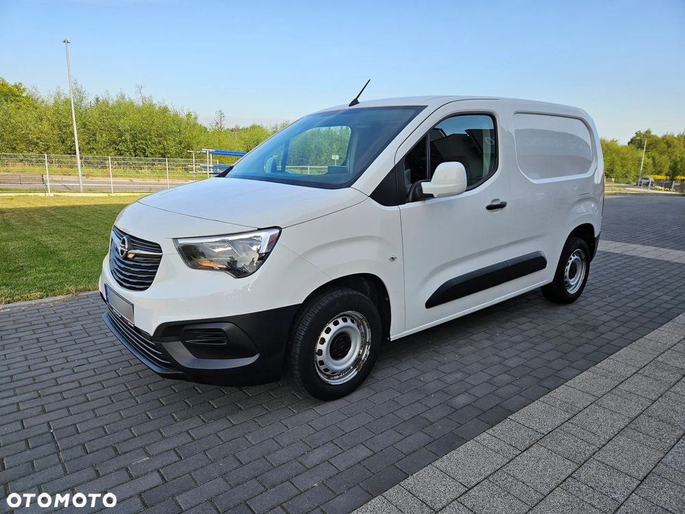 Opel Combo 1.2BENZ 110KM VAN - 5