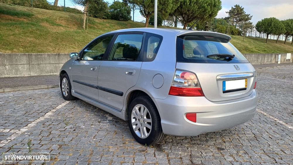 Honda Civic 1.4 LS - 14