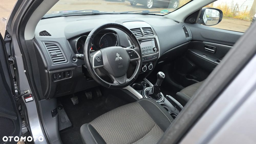 Mitsubishi ASX 1.6 Instyle AS&G - 10