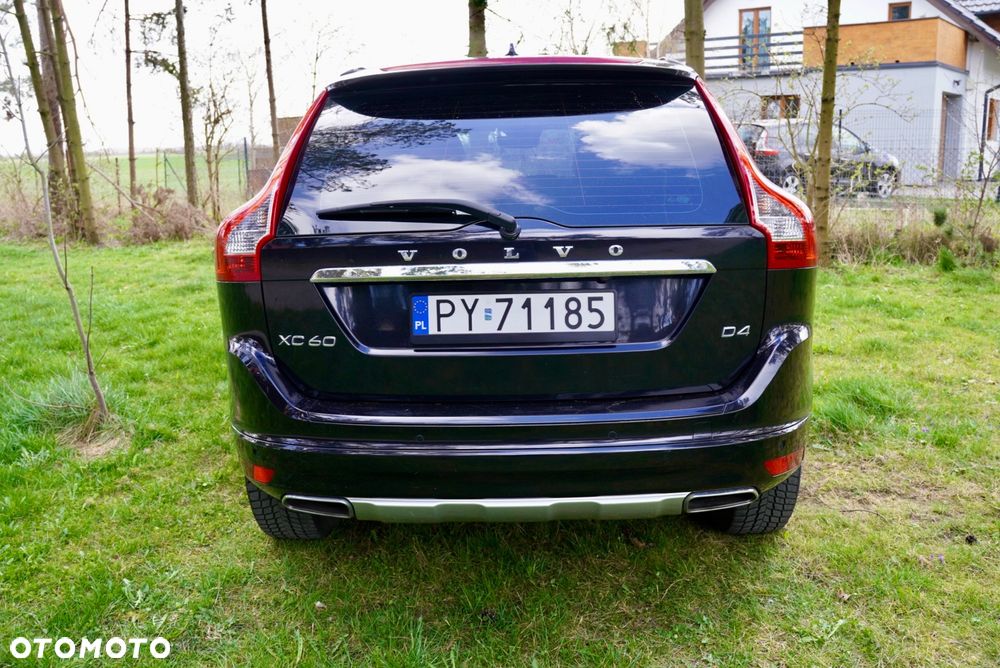 Volvo XC 60 D4 Drive-E Momentum - 4