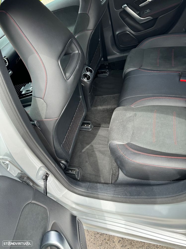 Mercedes-Benz A 200 AMG Line Aut. - 24