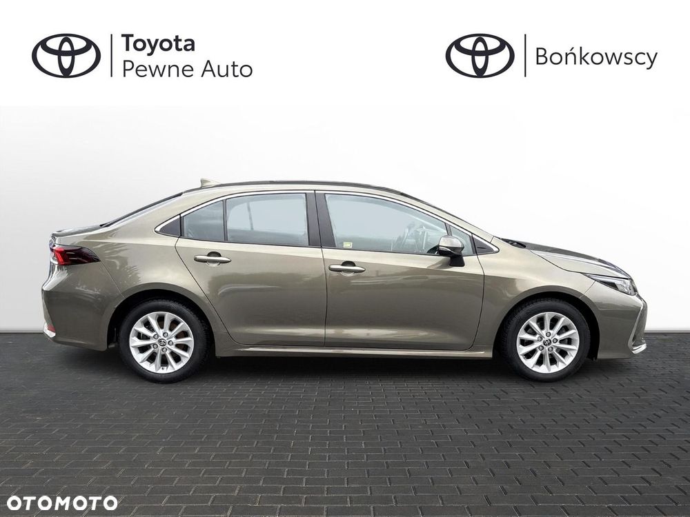 Toyota Corolla - 5