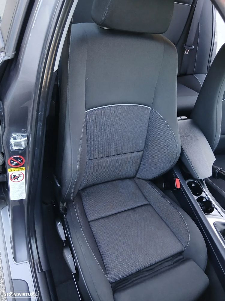 BMW 118 d DPF Edition Sport - 13