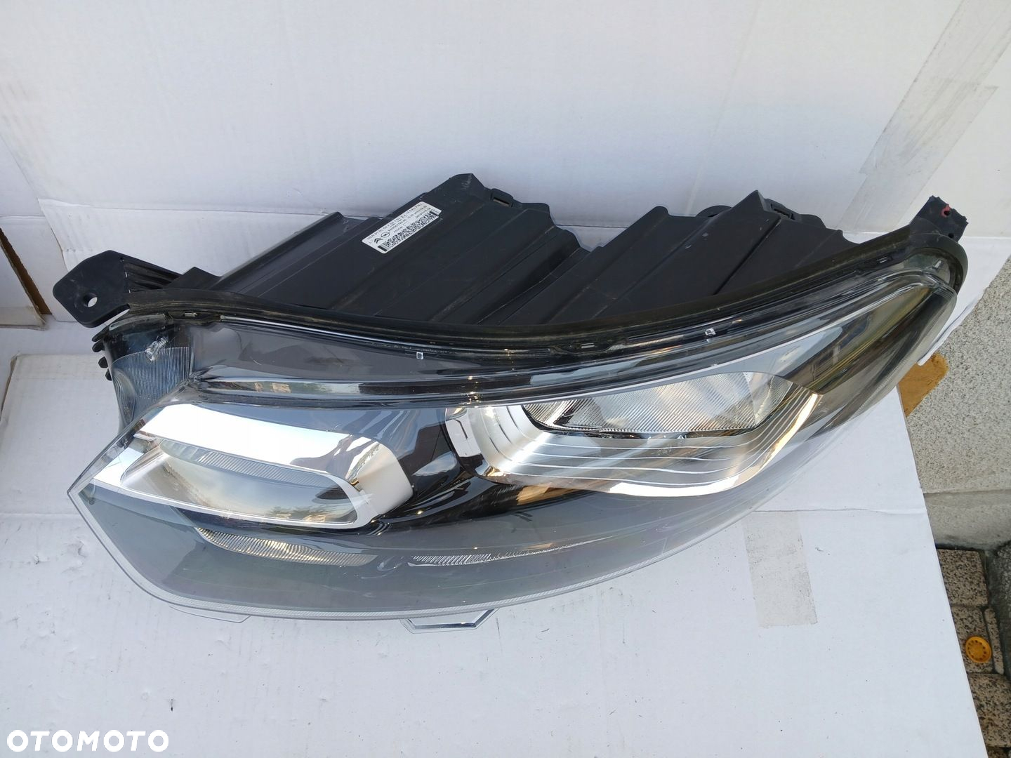 CITROEN JUMPY III VIVARO lampa lewa prawa przód 9808567680 9808567780 EU - 2