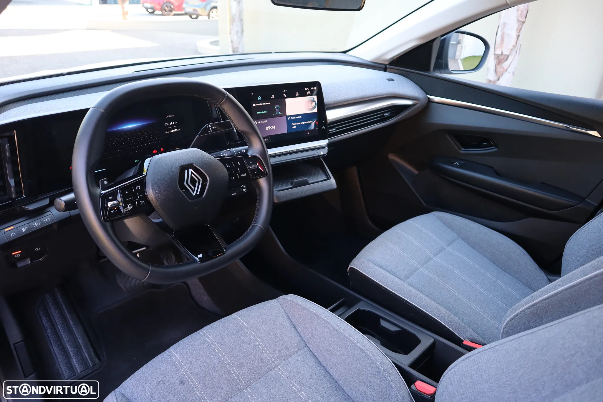 Renault Mégane E-Tech EV40 130hp standard charge Equilibre - 16