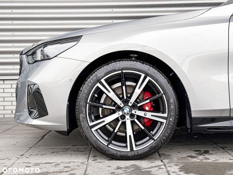 BMW Seria 5 520d xDrive mHEV M Sport - 13