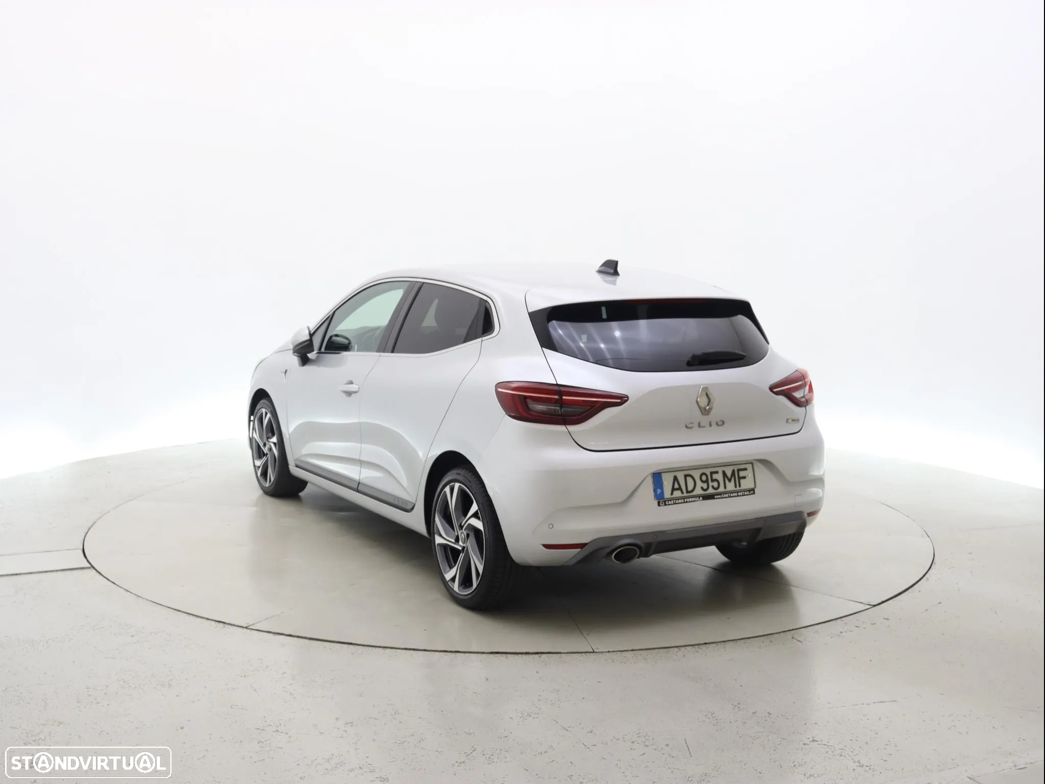 Renault Clio 1.5 Blue dCi RS Line - 4