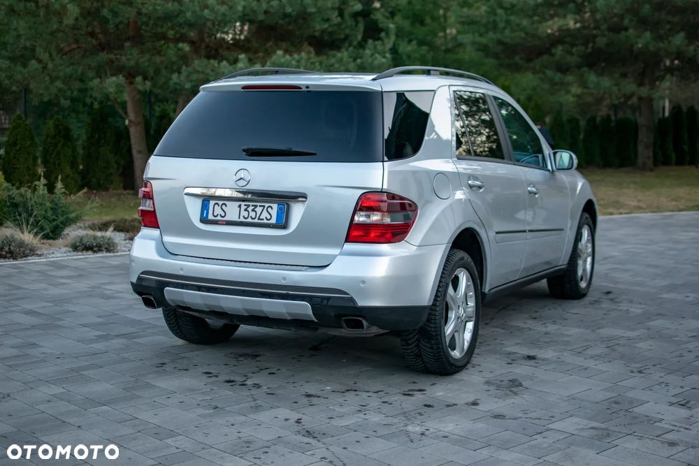 Mercedes-Benz ML - 20