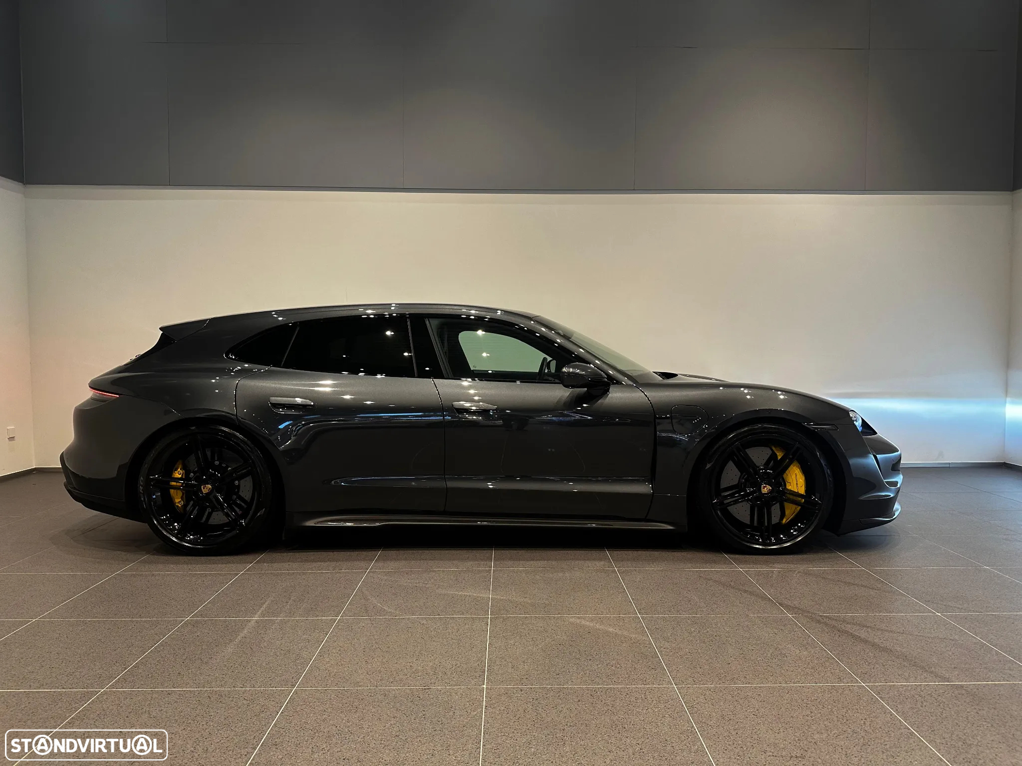 Porsche Taycan Sport Turismo Turbo S - 4