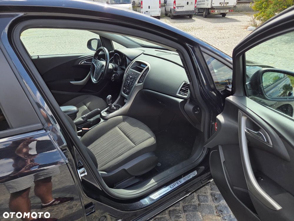 Opel Astra IV 1.7 CDTI Essentia - 12