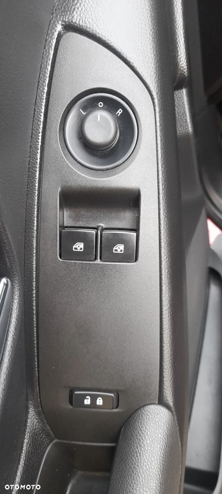 Chevrolet Trax 1.6 LS - 17