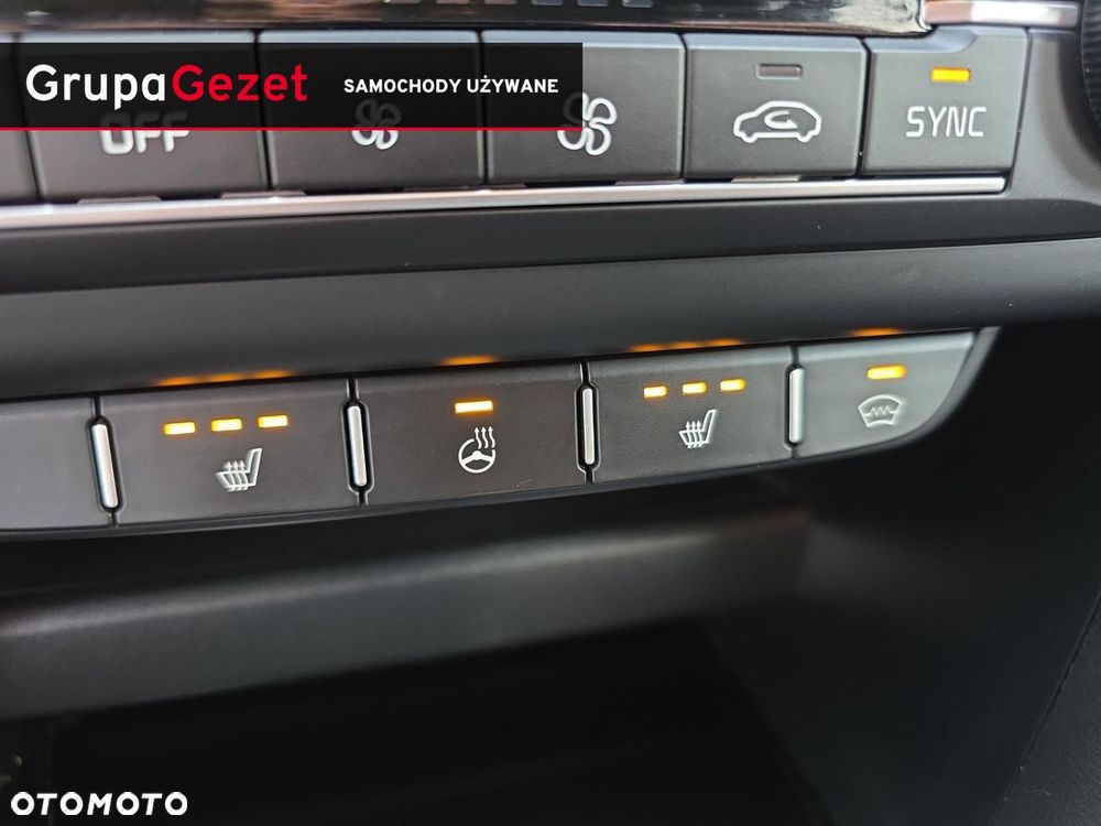Kia Ceed - 25