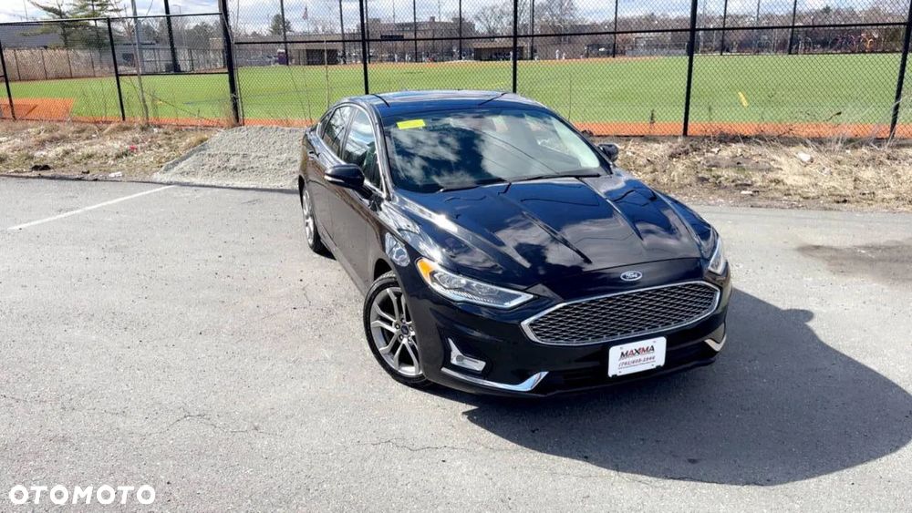 Ford Fusion 2.0 EcoBoost Titanium - 4