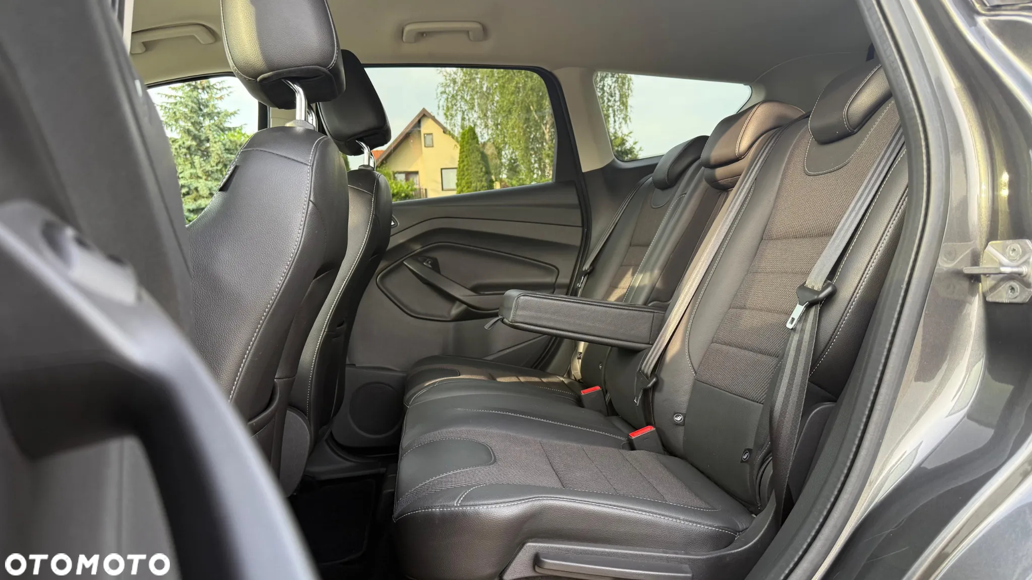 Ford Kuga 2.0 TDCi AWD Titanium - 30