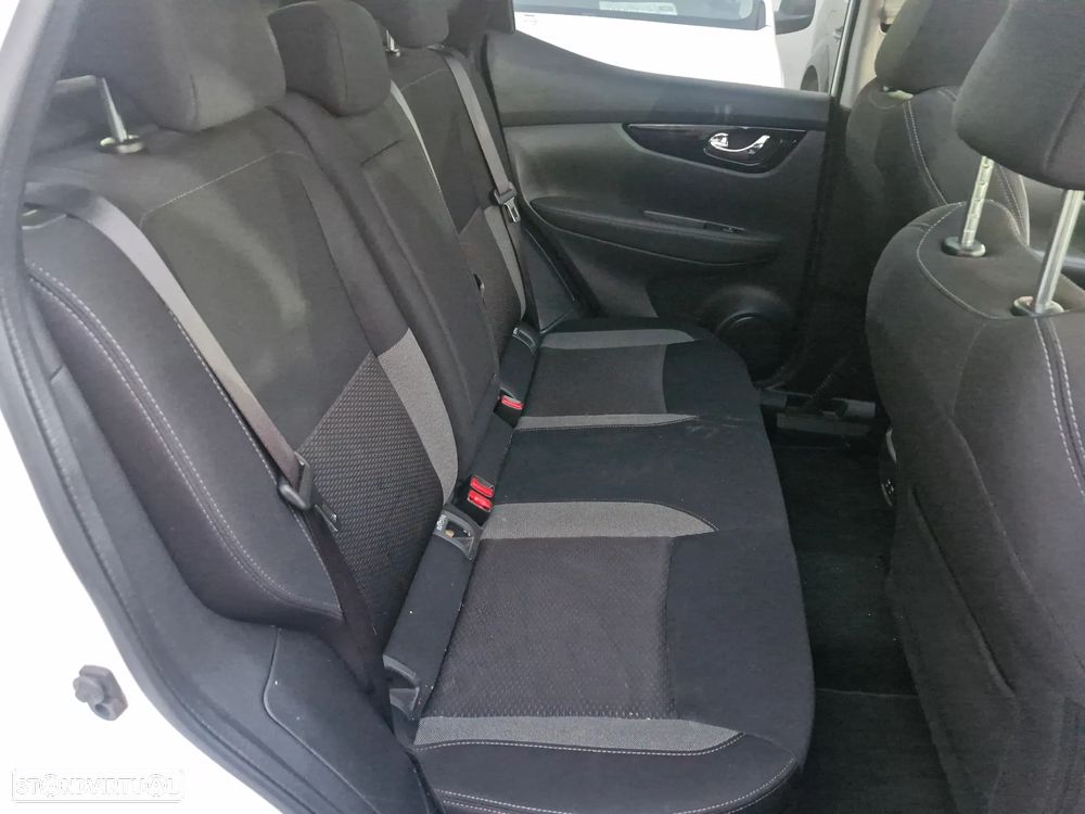Nissan Qashqai 1.3 DIG-T MHEV Tekna - 5