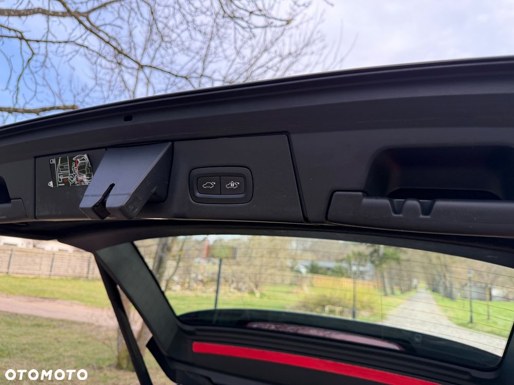 Volvo V90 D4 Geartronic Momentum Pro - 9