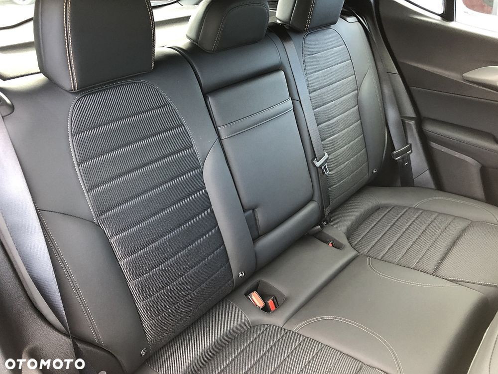 Alfa Romeo Tonale - 35