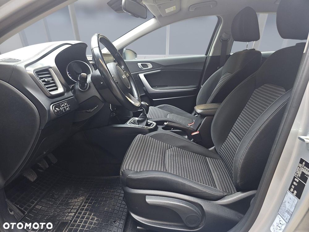 Kia Ceed 1.5 T-GDI M - 9
