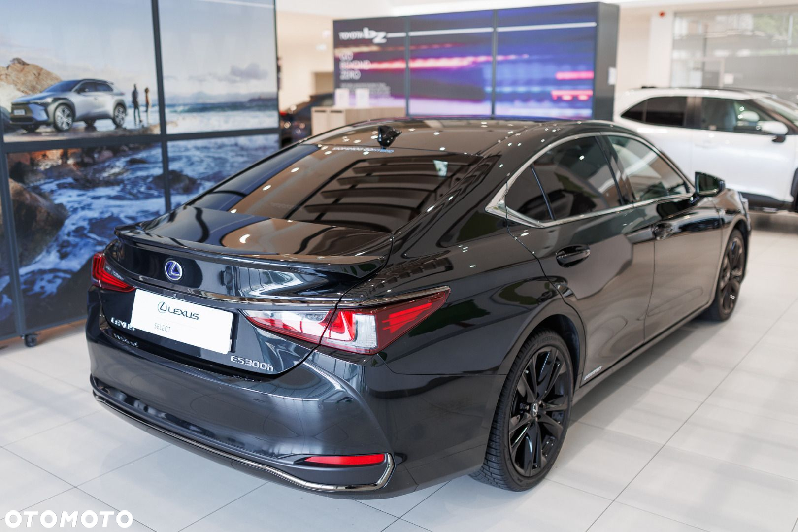 Lexus ES - 6