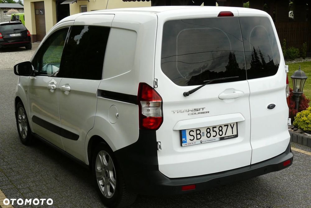 Ford Transit Courier Trend - 29