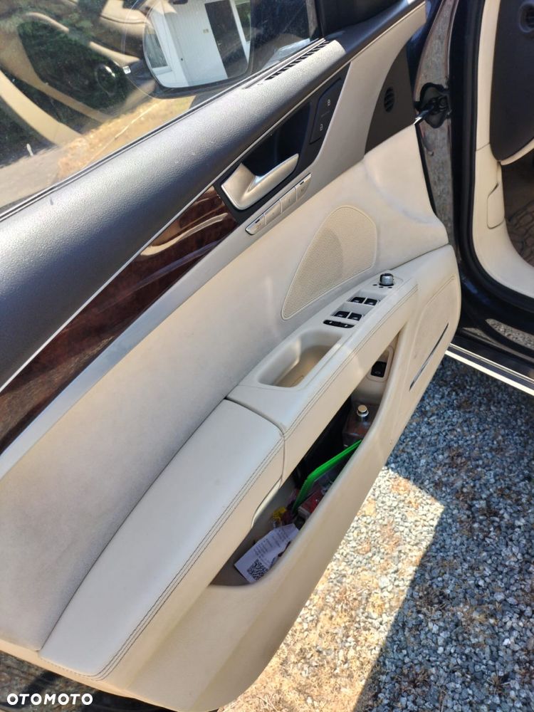 Audi A8 - 8