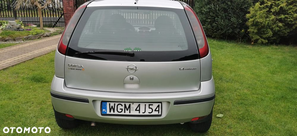Opel Corsa 1.4 16V Essentia - 6