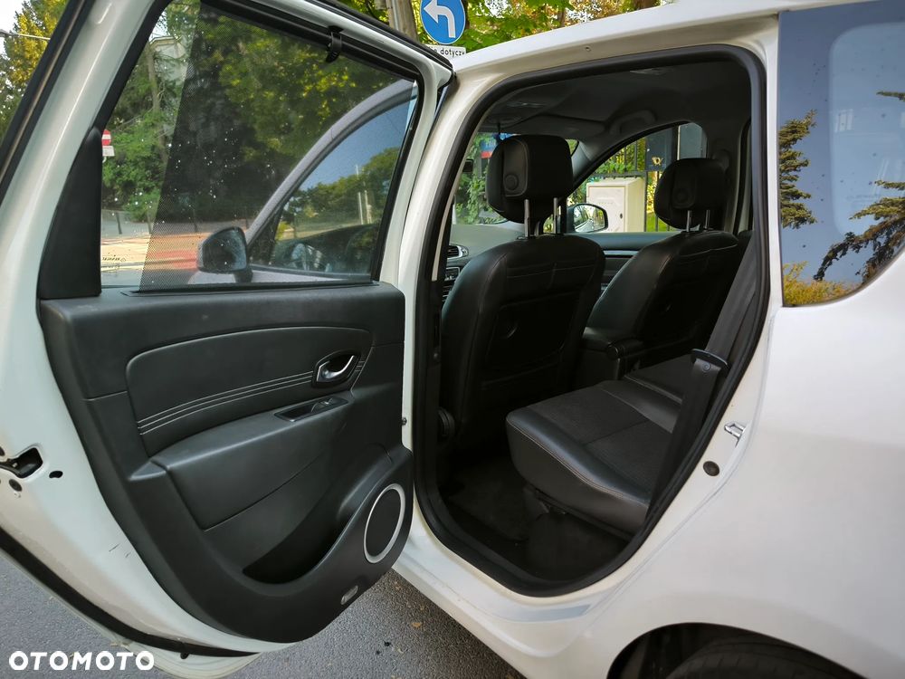 Renault Scenic TCe 130 Dynamique - 20
