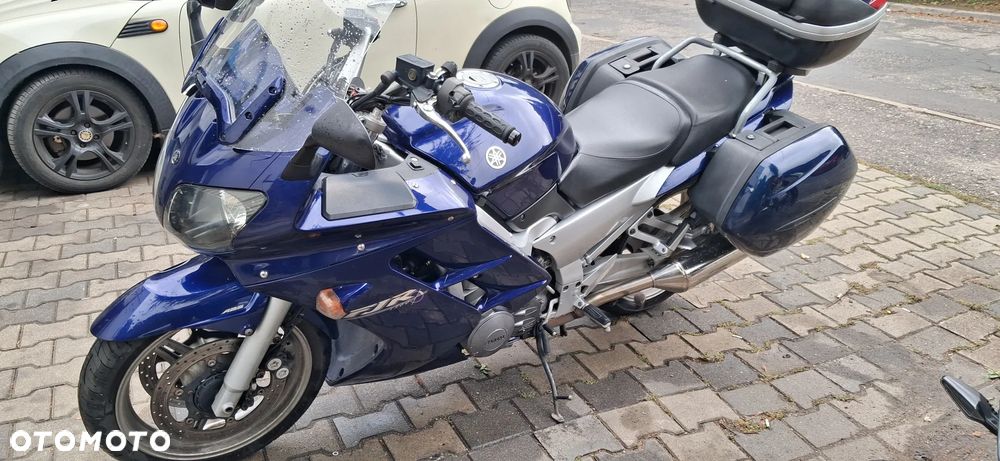Yamaha FJR - 2