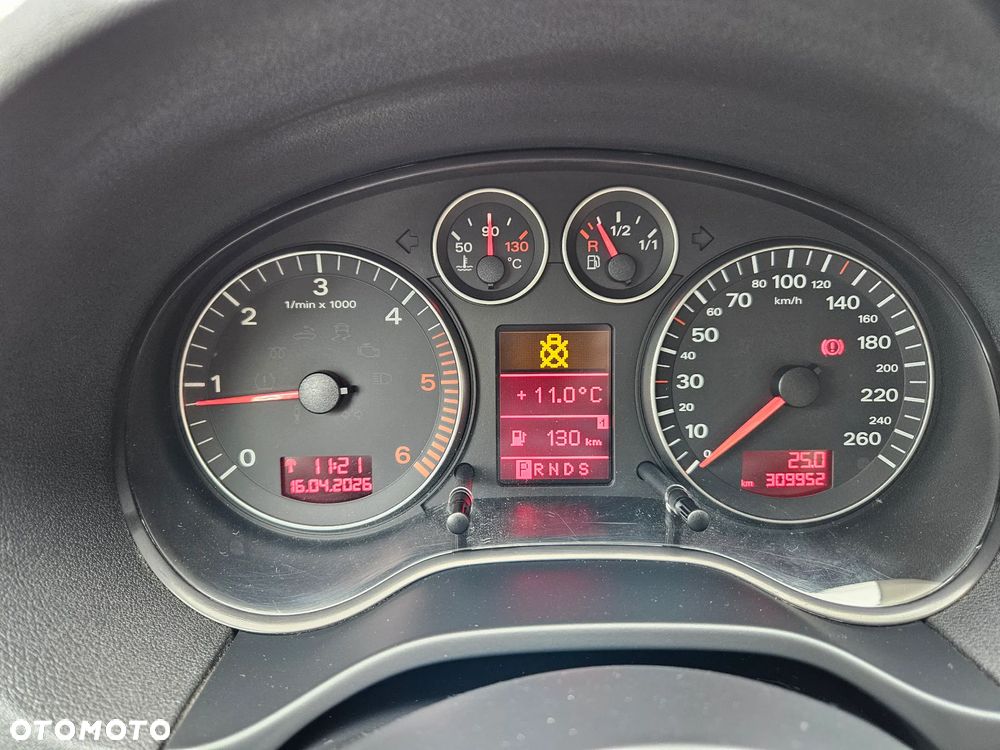 Audi A3 Sportback 2.0 TDI DPF (DSG) S tronic Ambition - 12
