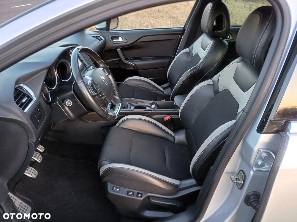 Citroën DS4 VTi 120 SoChic - 19