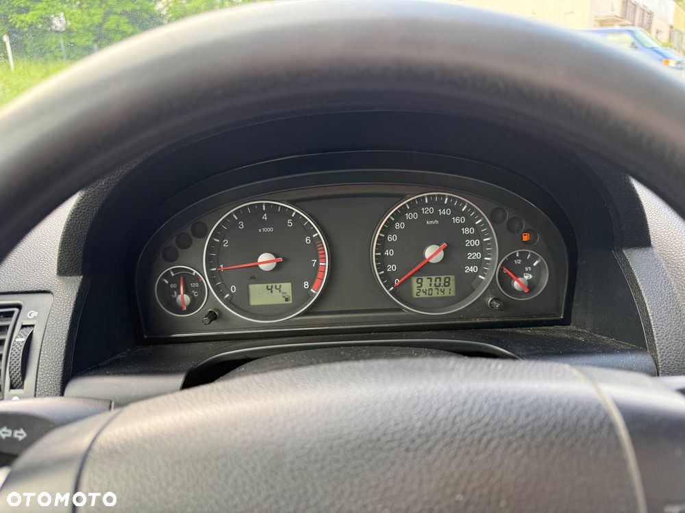 Ford Mondeo 2.0 Ghia - 19